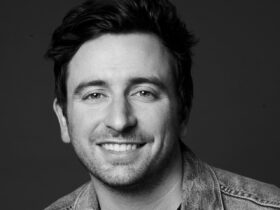 Jonathan Smith Extends Partnership With Essential Music Publishing & Signs With Sony Music Publishing Jonathan Smith