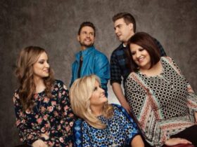 Karen Peck & New River Breaks Record With 21 #1 Singles on Singing News Southern Gospel Chart Karen Peck & New River