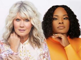 Natalie Grant Premieres Powerful Rendition of "Bridge Over Troubled Water" Featuring Tasha Cobbs Leonard Natalie Grant and Tasha Cobbs Leonard