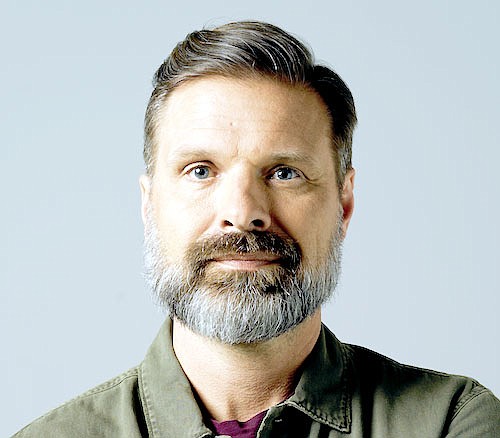 Mac Powell Spreads Holiday Cheer with New Christmas EP Mac Powell