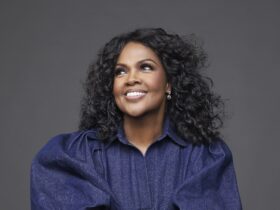 CeCe Winans