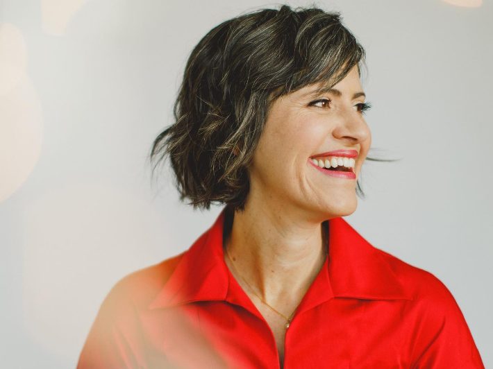 JJ Heller Releases "Love It Here" Featuring Adoption Journey of Dave and Jenny Marrs JJ Heller