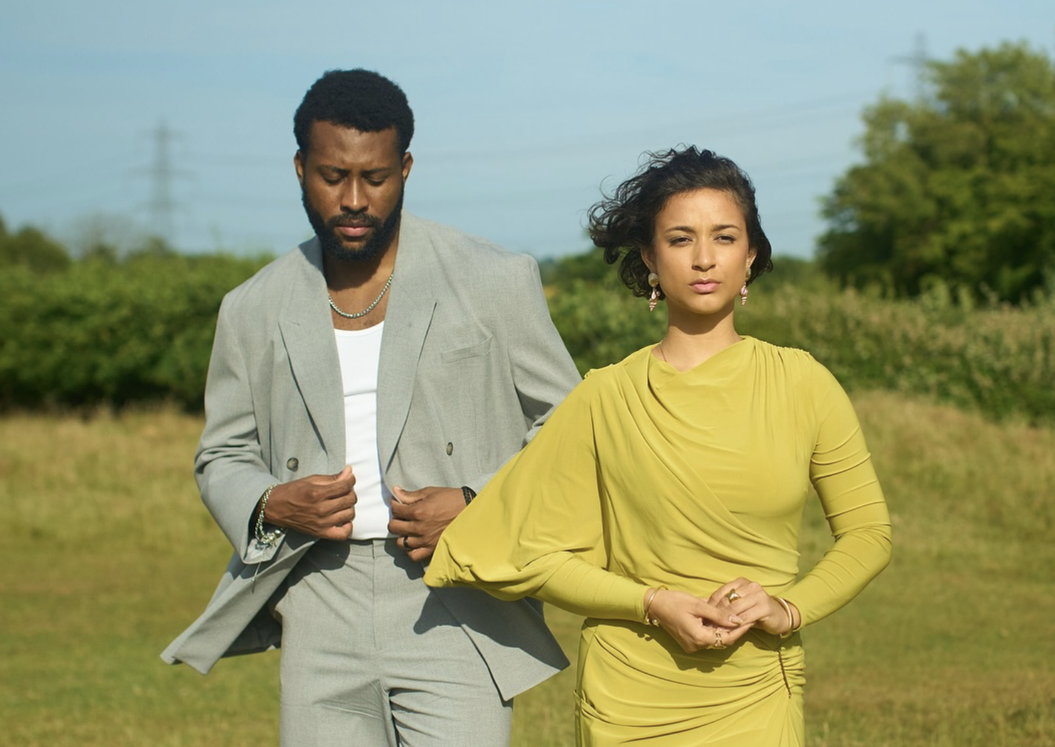 Limoblaze Shares Acoustic Video for “Sunshine and Laughter” Featuring Krisirie Limoblaze and Krisirie