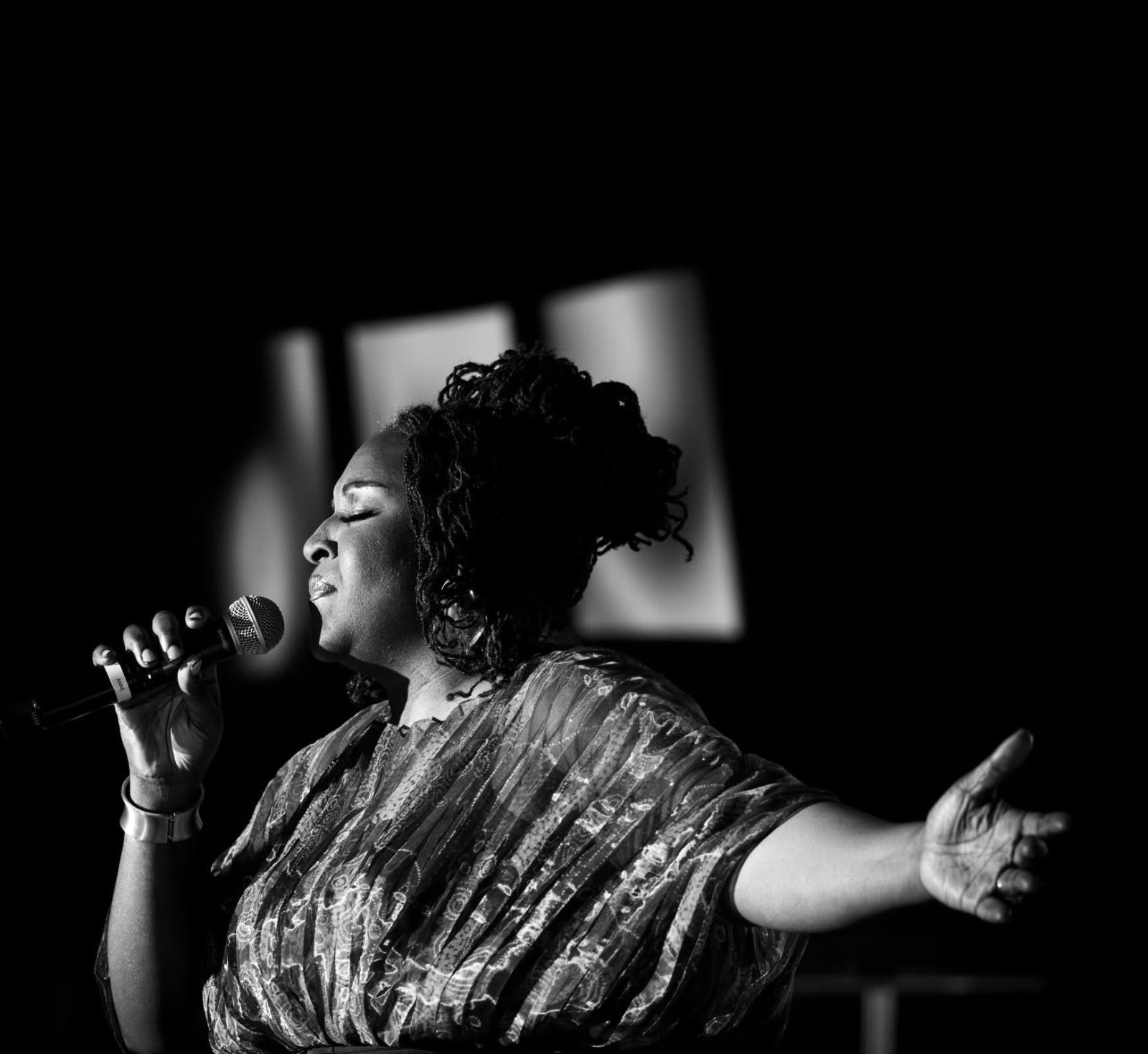 Anne Garçon Releases Joyful Worship Anthem “Praise God O” Anne Garçon